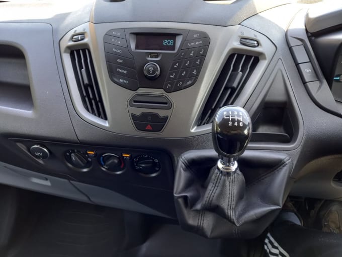 2025 Ford Transit Custom