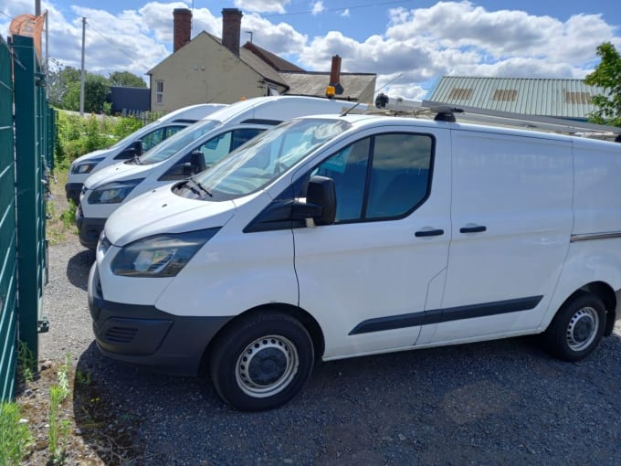 2025 Ford Transit Custom