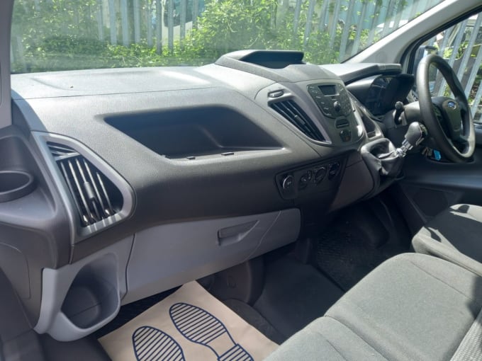 2025 Ford Transit Custom