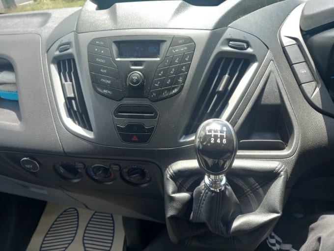 2025 Ford Transit Custom