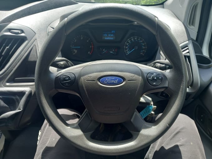 2025 Ford Transit Custom