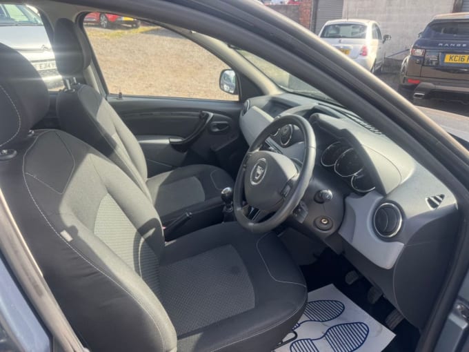 2025 Dacia Duster