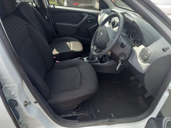 2025 Dacia Duster