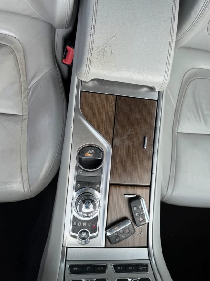 2025 Jaguar Xf