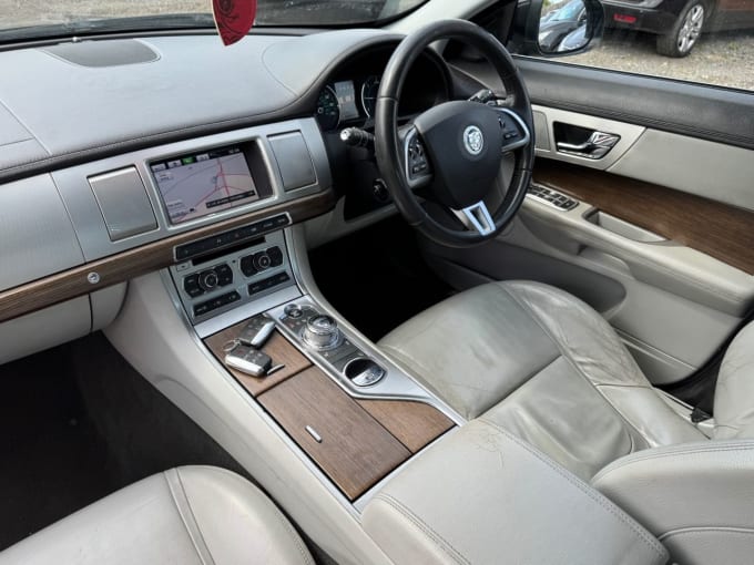 2025 Jaguar Xf