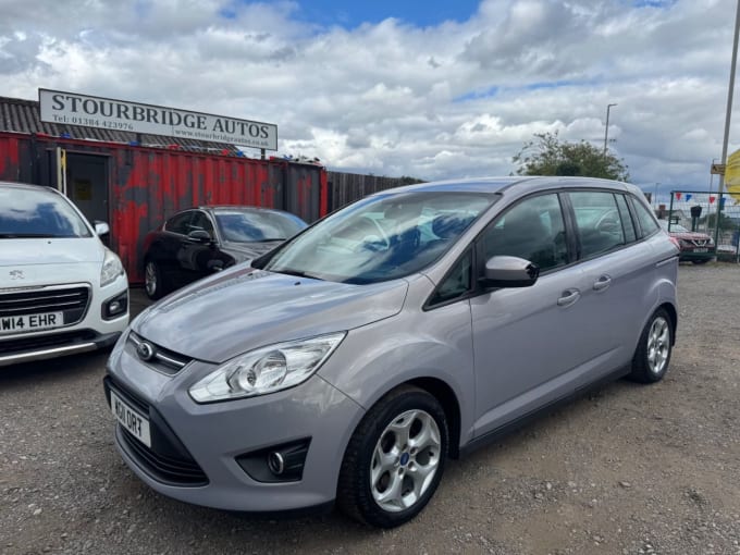 2025 Ford Grand C-max
