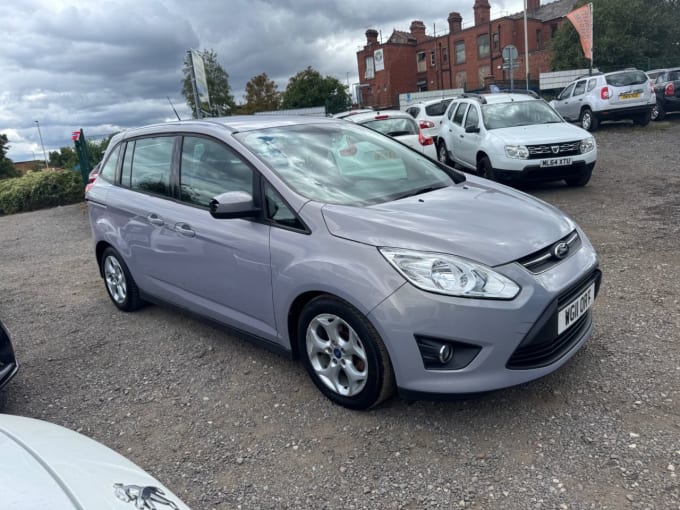2025 Ford Grand C-max