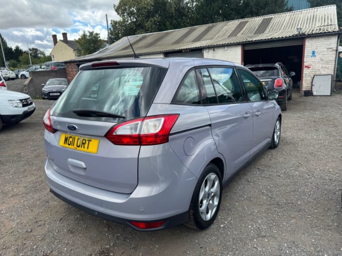2025 Ford Grand C-max