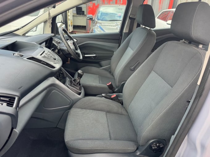 2025 Ford Grand C-max