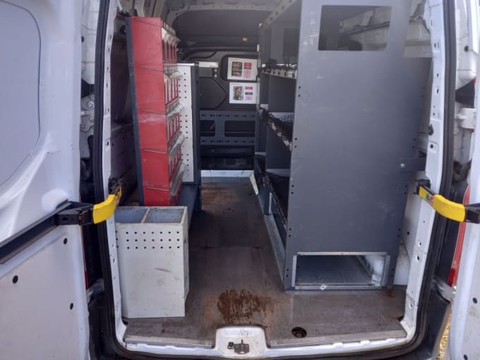 2025 Ford Transit Custom
