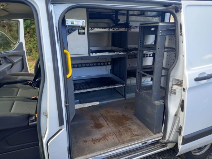 2025 Ford Transit Custom