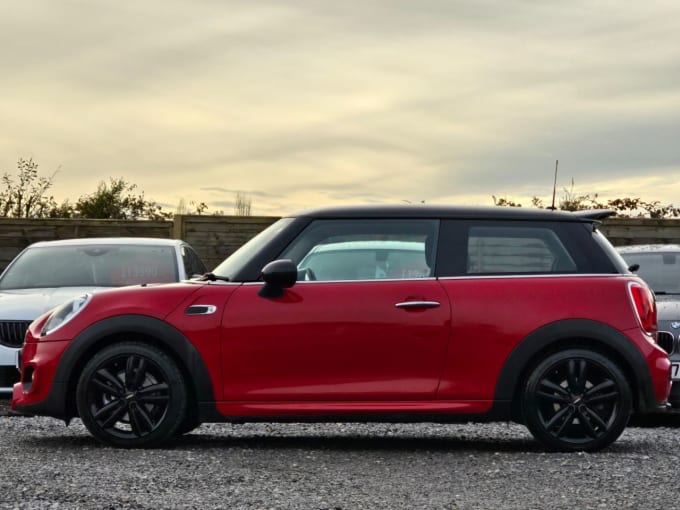 2025 Mini Hatch