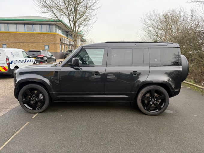 2025 Land Rover Defender