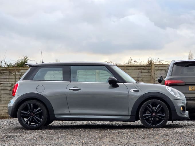 2025 Mini Hatch