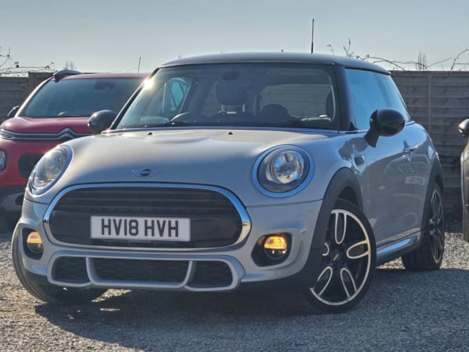 2025 Mini Hatch