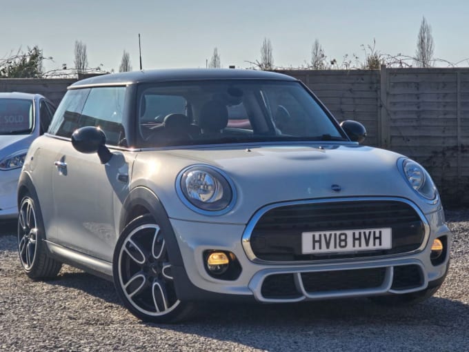 2025 Mini Hatch