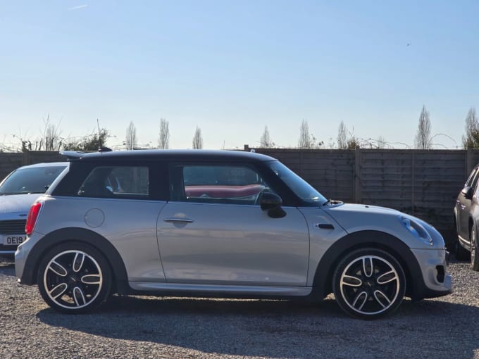 2025 Mini Hatch