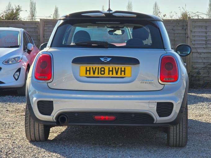 2025 Mini Hatch