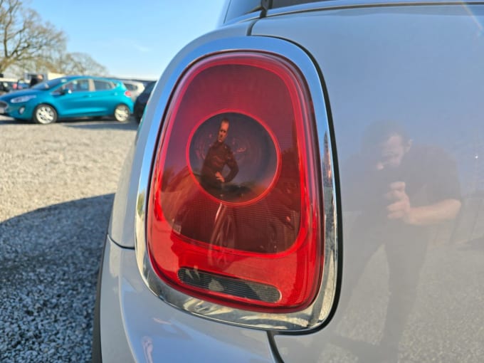 2025 Mini Hatch