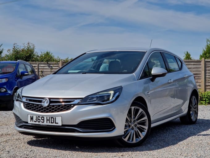 2025 Vauxhall Astra