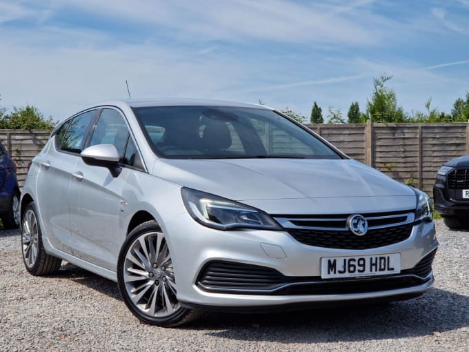 2025 Vauxhall Astra