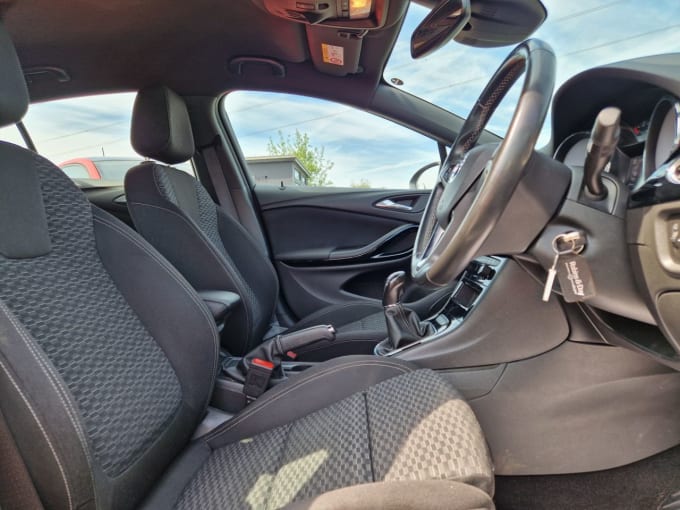2025 Vauxhall Astra