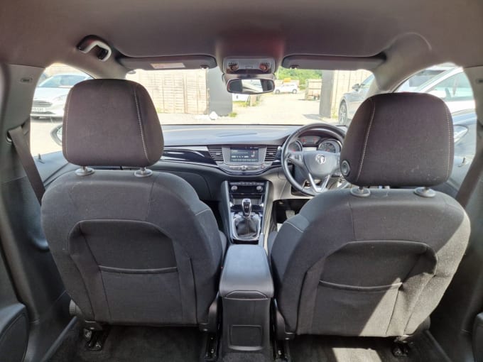 2025 Vauxhall Astra