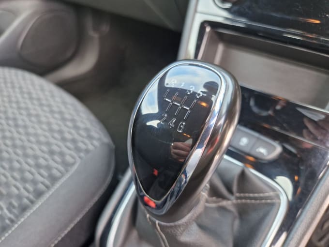 2025 Vauxhall Astra