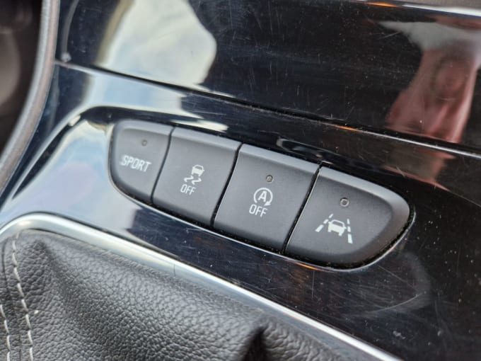 2025 Vauxhall Astra
