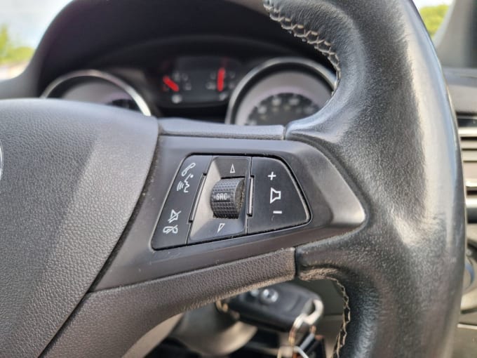 2025 Vauxhall Astra