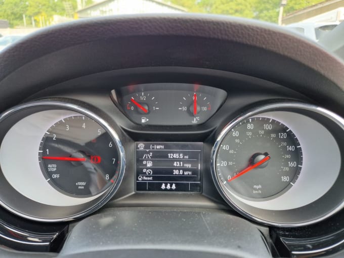 2025 Vauxhall Astra
