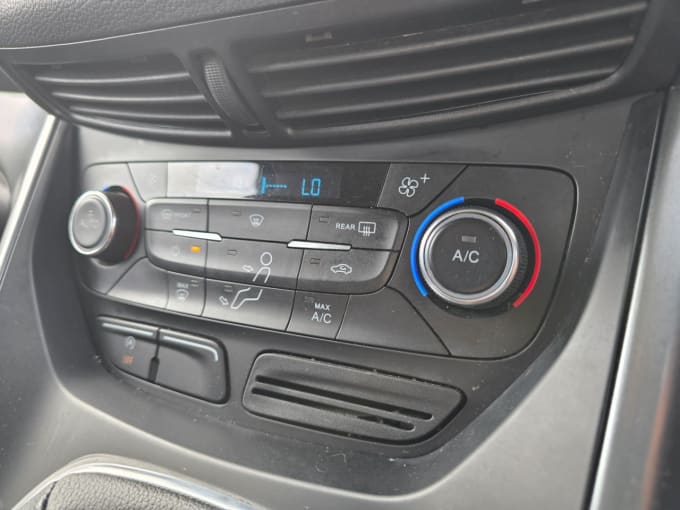 2025 Ford Kuga