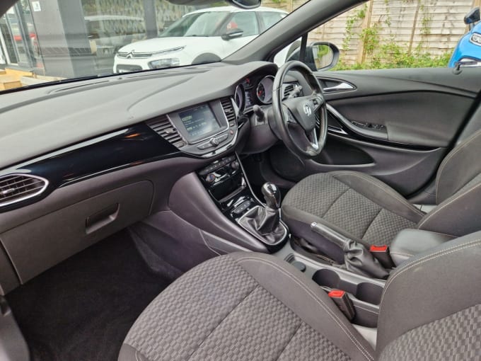 2025 Vauxhall Astra