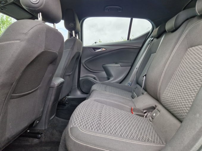2025 Vauxhall Astra