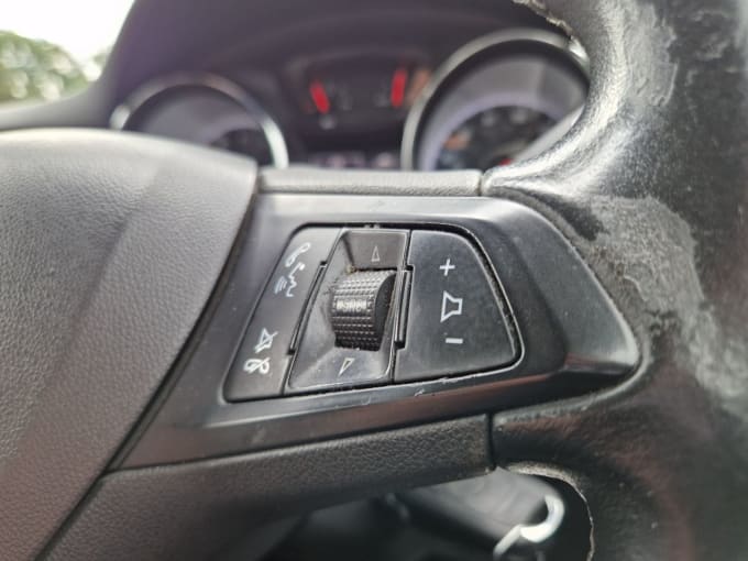 2025 Vauxhall Astra