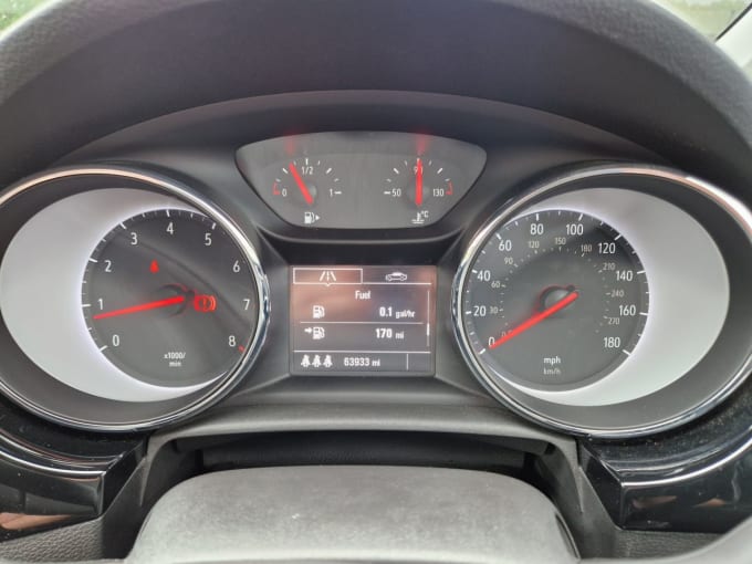 2025 Vauxhall Astra