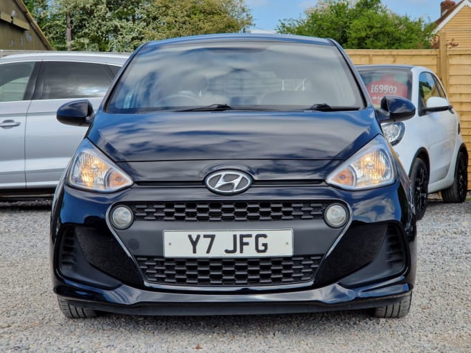 2025 Hyundai I10