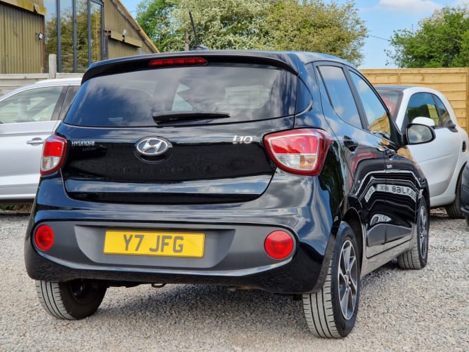 2025 Hyundai I10