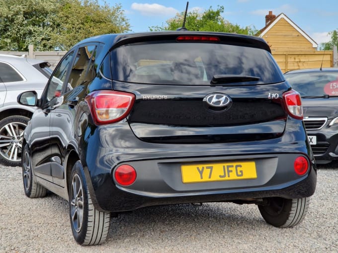 2025 Hyundai I10