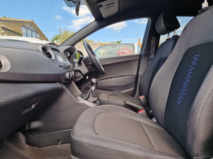 2025 Hyundai I10