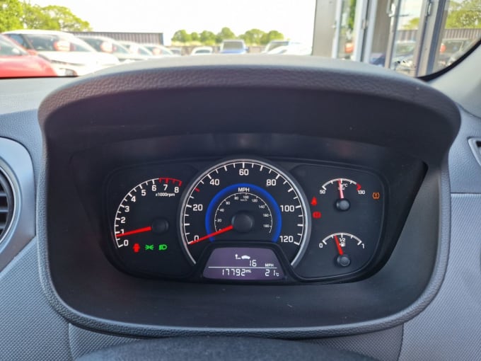 2025 Hyundai I10