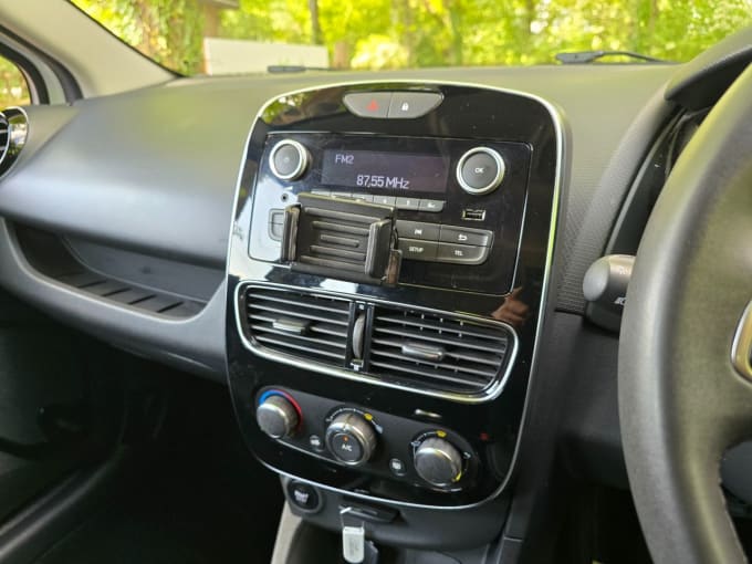 2025 Renault Clio