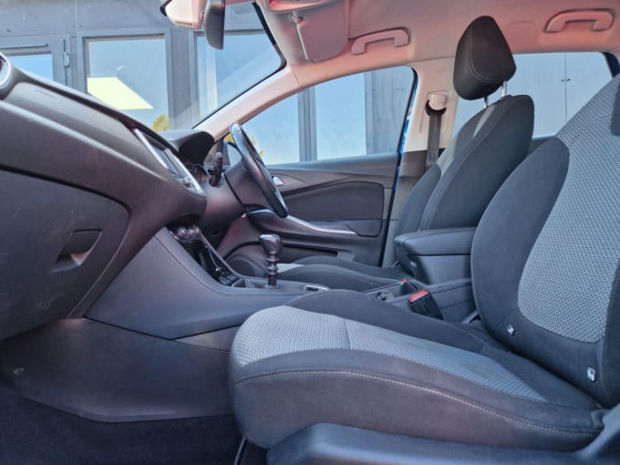 2025 Vauxhall Grandland X