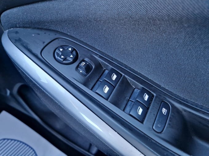 2025 Vauxhall Grandland X