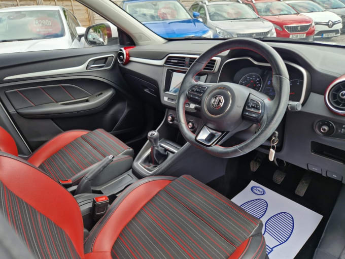 2025 Mg Mg Zs
