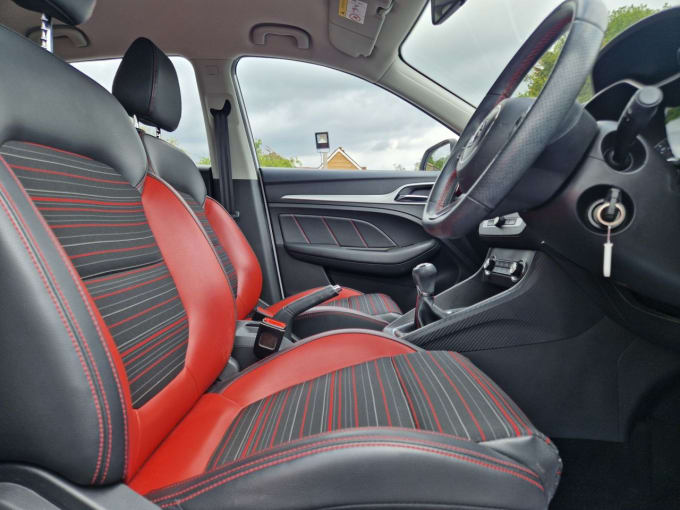 2025 Mg Mg Zs