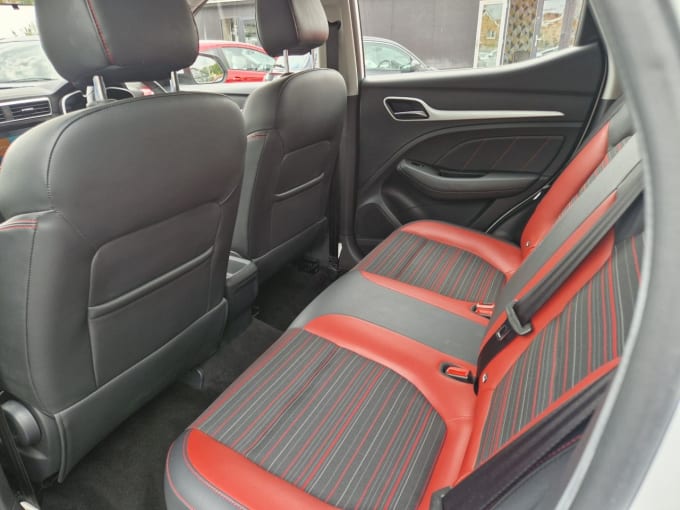 2025 Mg Mg Zs