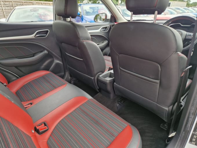 2025 Mg Mg Zs