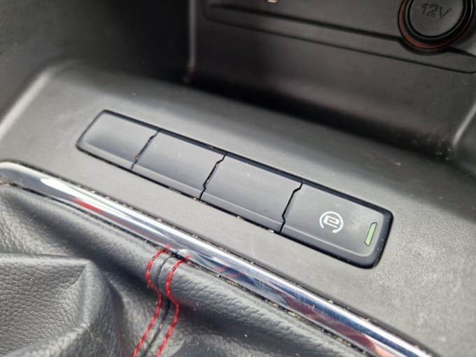 2025 Mg Mg Zs