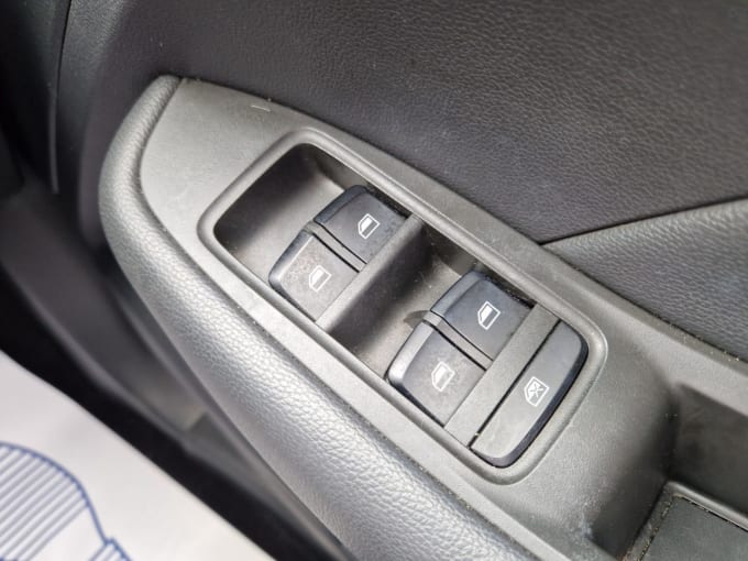 2025 Mg Mg Zs